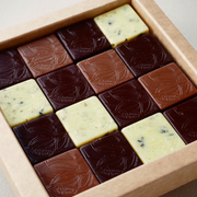 16er Set | Oberlausitzer Edle Schokoladenwürfel | Mischung, 144 g